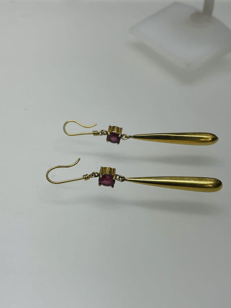 発掘 - 新登場ブランド ブラブラルビー付きピアス・k18・1.7g・刻印有り・中古品 アクセサリー