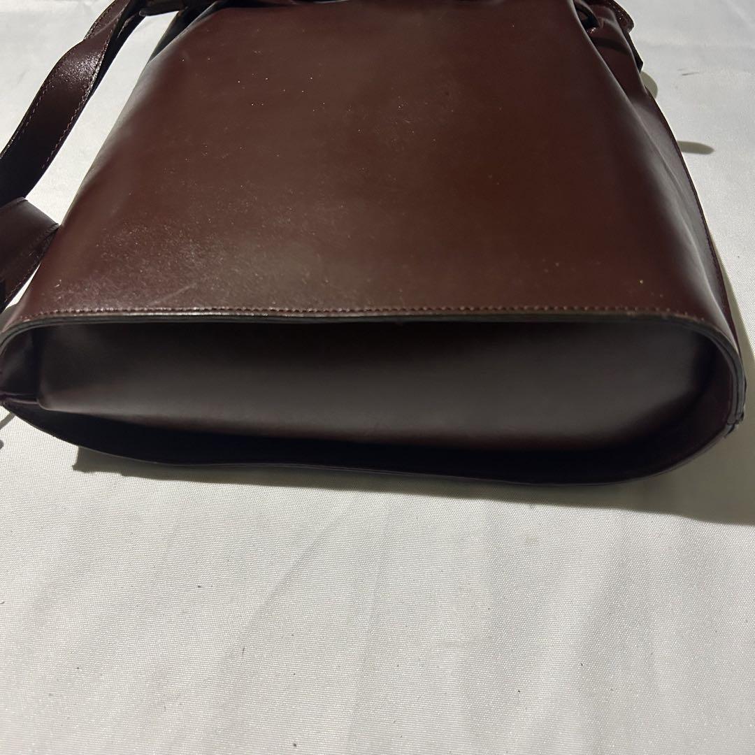 issey miyake ショルダーバッグ イッセイミヤケ レザー