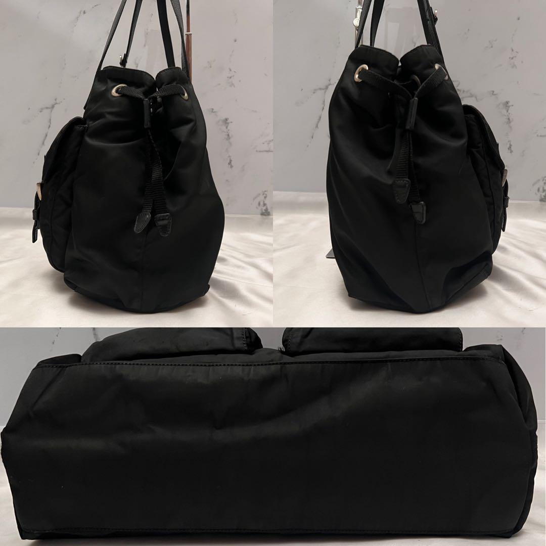 ✨美品✨プラダ　大容量トートバッグ　ダブルポケット　ナイロン　白タグ　ブラック ✨美品✨プラダ 大容量トートバッグ ダブルポケット ナイロン 白
