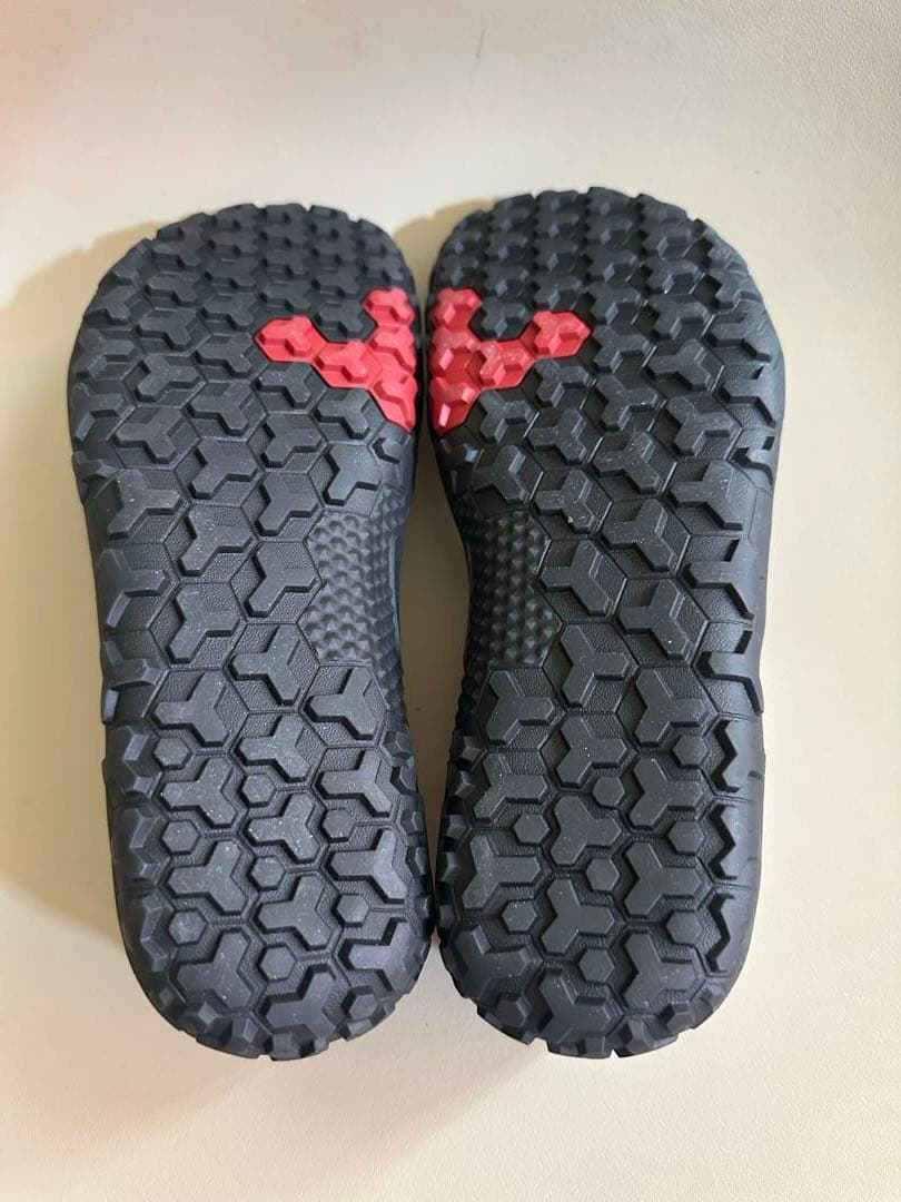 VIVOBAREFOOTプライマストレイルⅡFG黒メンズ40