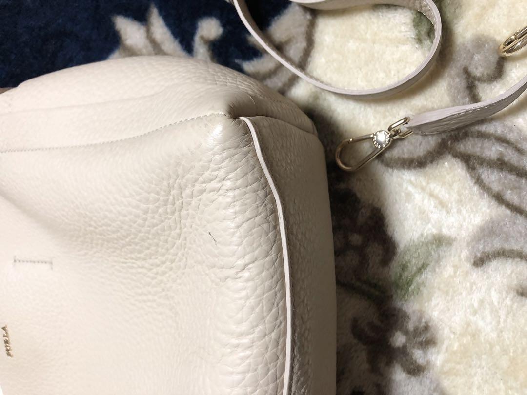 FURLA 美品レザーショルダーバッグ
