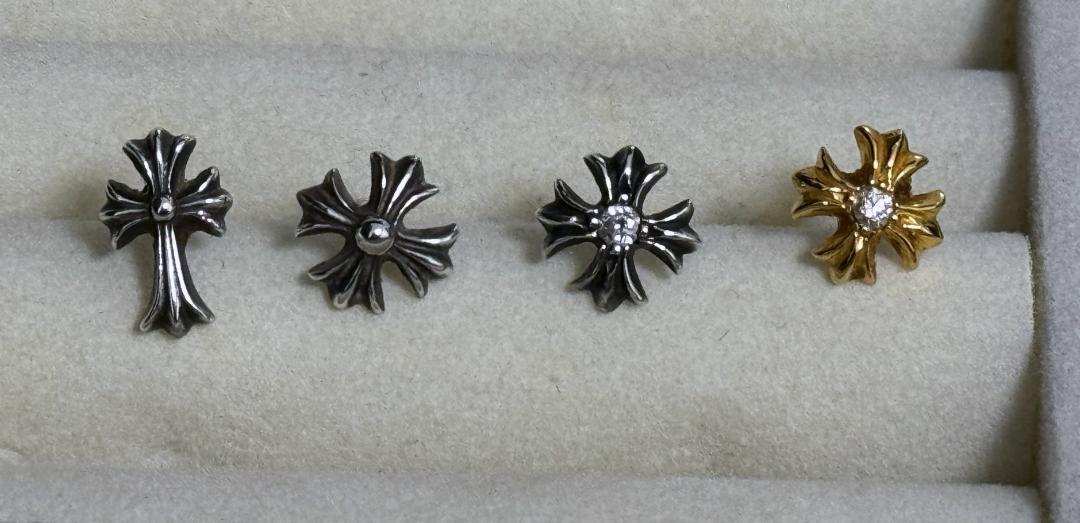 最 安値ファッション - CHROME HEARTS CHプラススタッドピアス