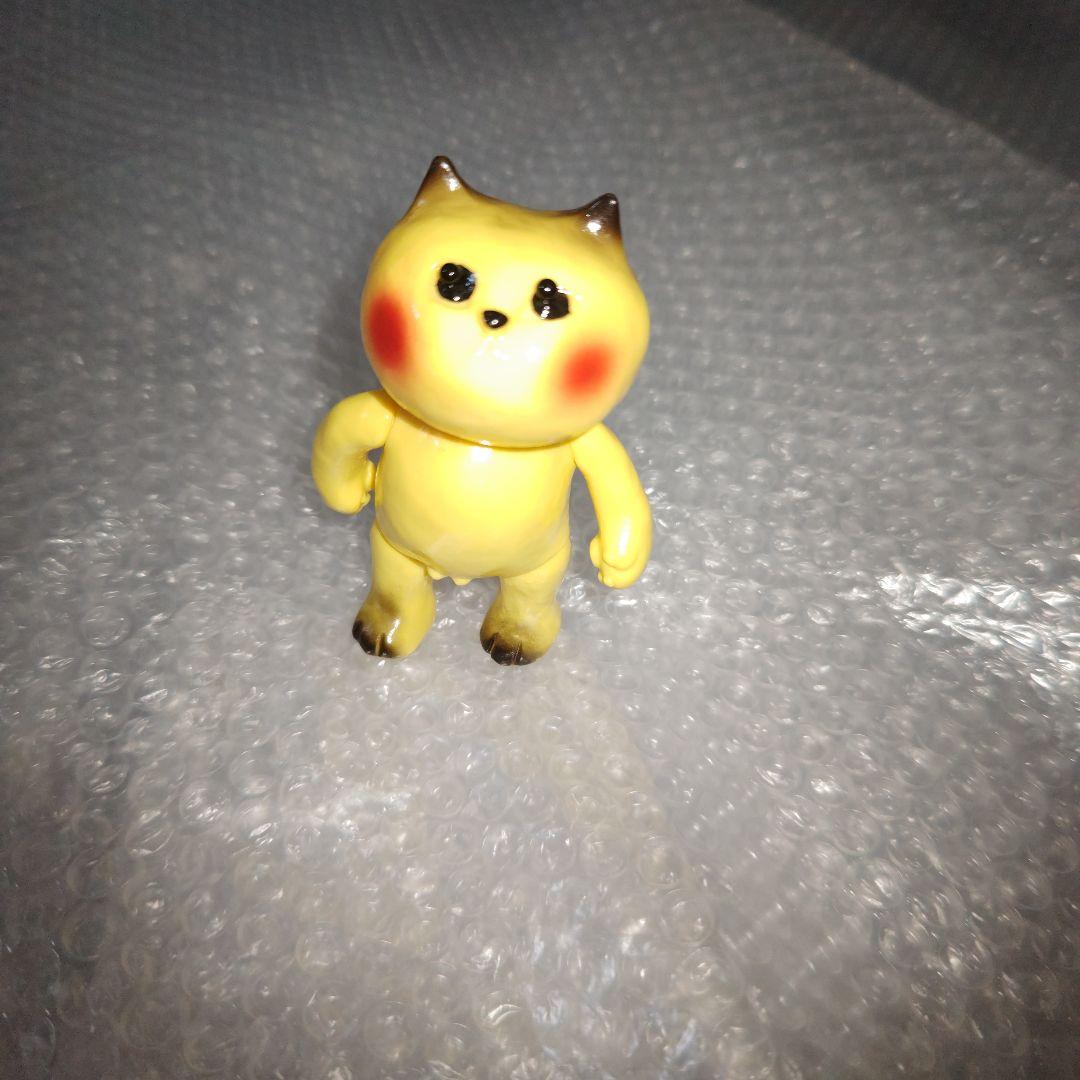 フテネコ　ソフビ　黄色