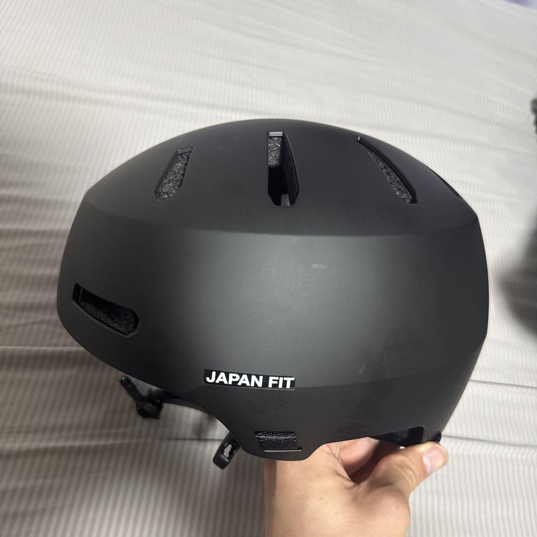 bern Macon 2.0 ヘルメット マットブラック新品 - メルカリ