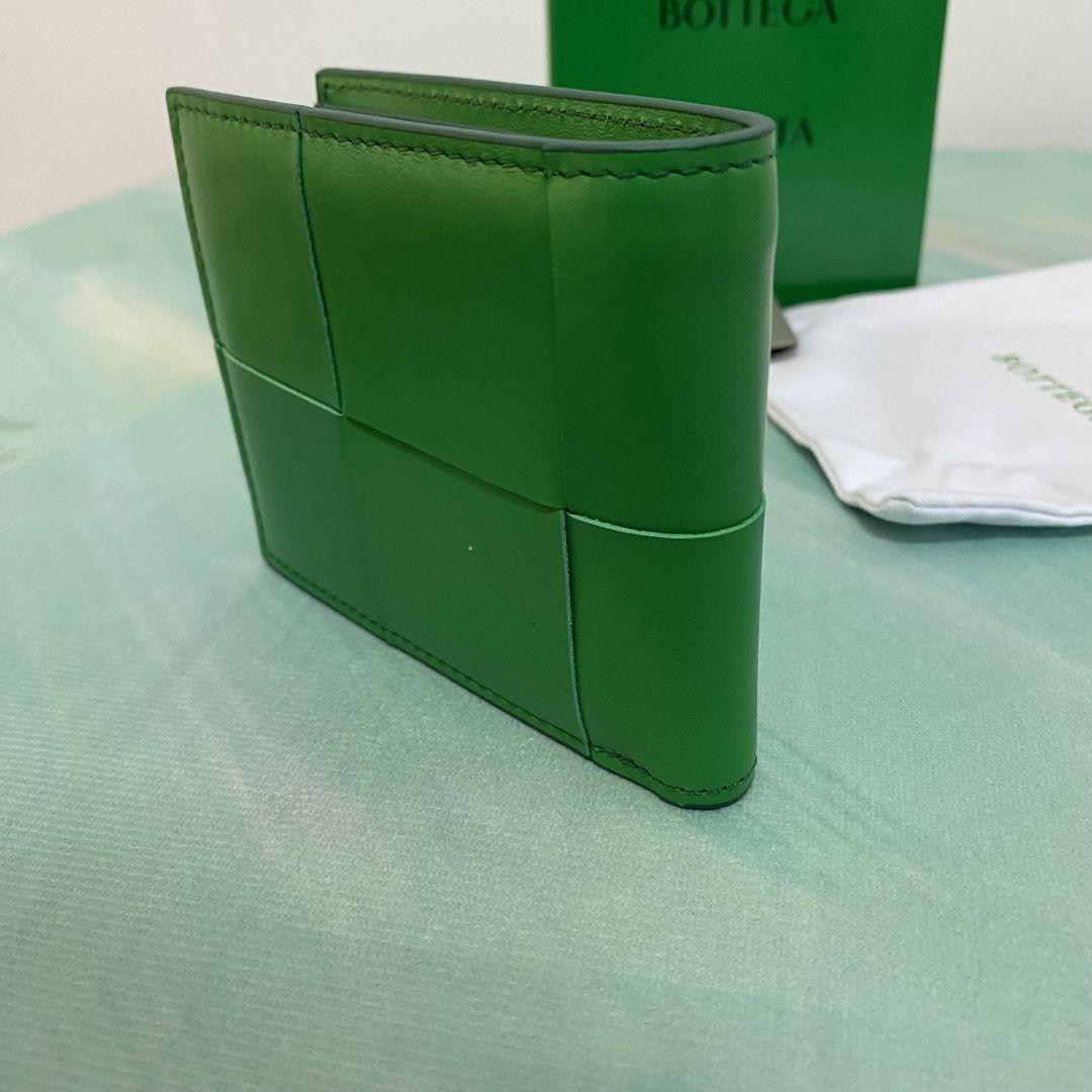 Bottega Veneta 二つ折り財布 ダークグリーン Bottega Veneta ダークグリーン 二つ折り財布