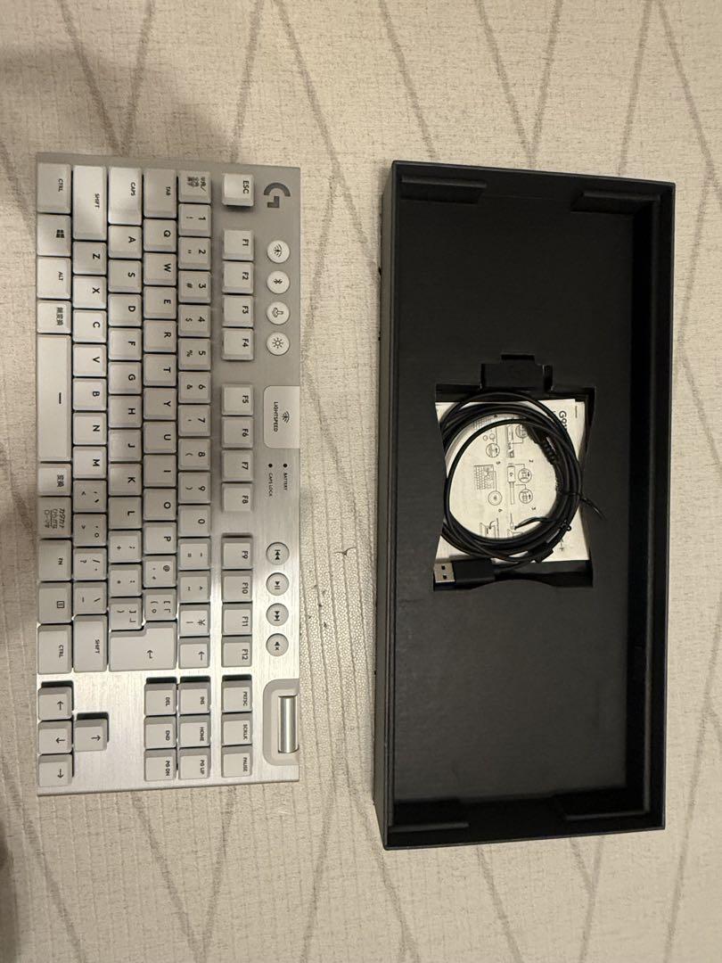 Logitech G913 TKL シルバー 本体