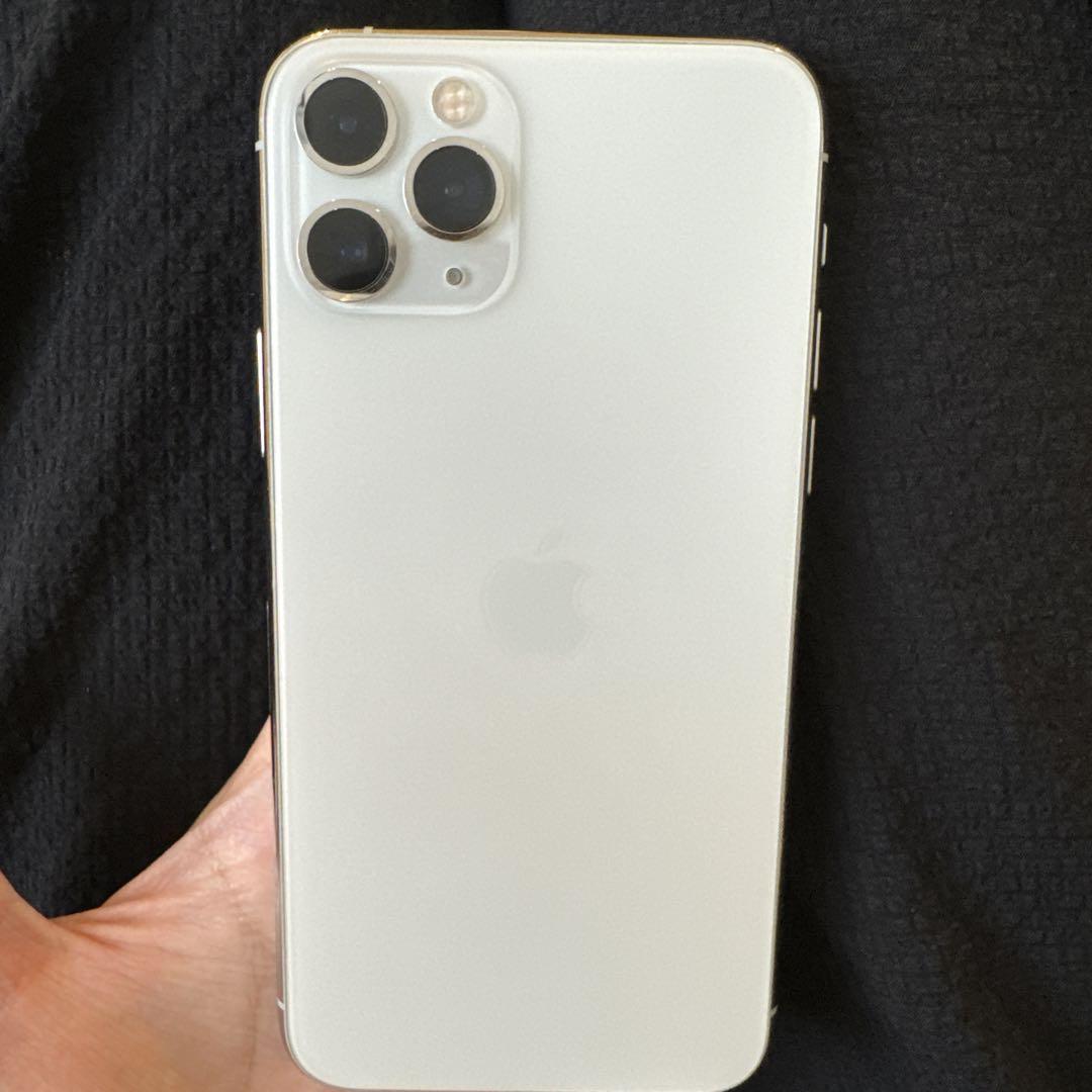 Amazon | 【整備済み品】 Apple iPhone 11 256GB ホワイト SIM