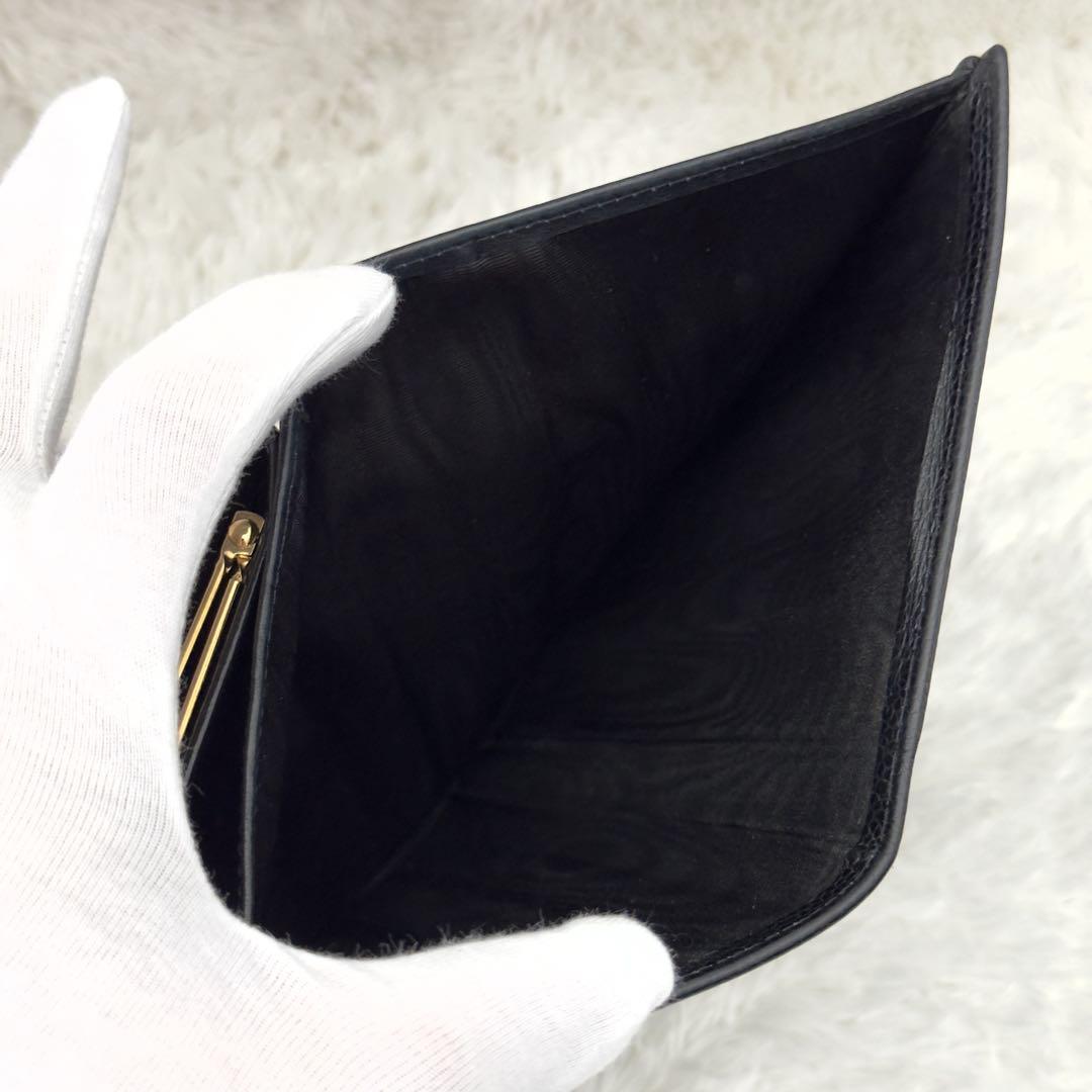 CHANEL シャネル