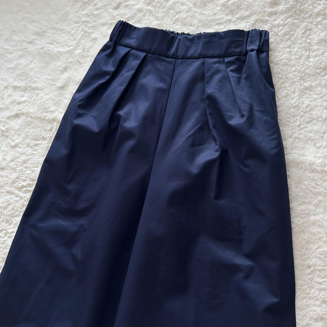 極美品　yori　ヨリ　コットンキュロットパンツ　ワイド　2タック　ネイビー　M
