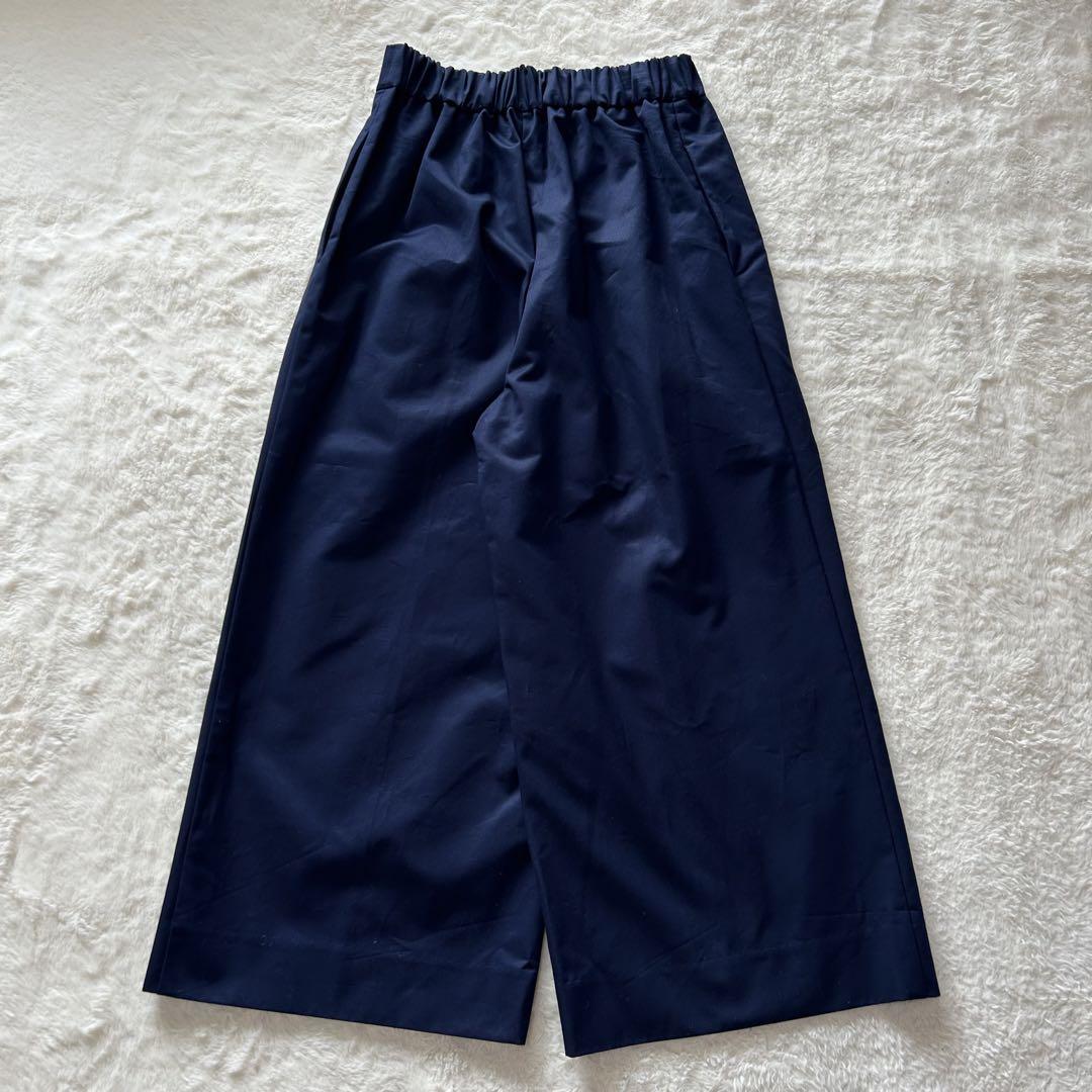 極美品　yori　ヨリ　コットンキュロットパンツ　ワイド　2タック　ネイビー　M