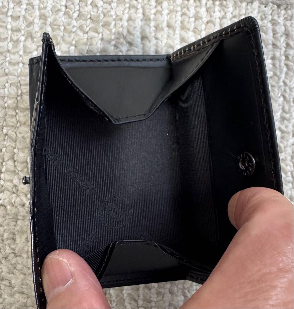 【中古美品】JAM HOME MADE カウレザー三つ折り財布 中古・美品 JAM HOME MADE ブラックレザー三つ折りコンパクト
