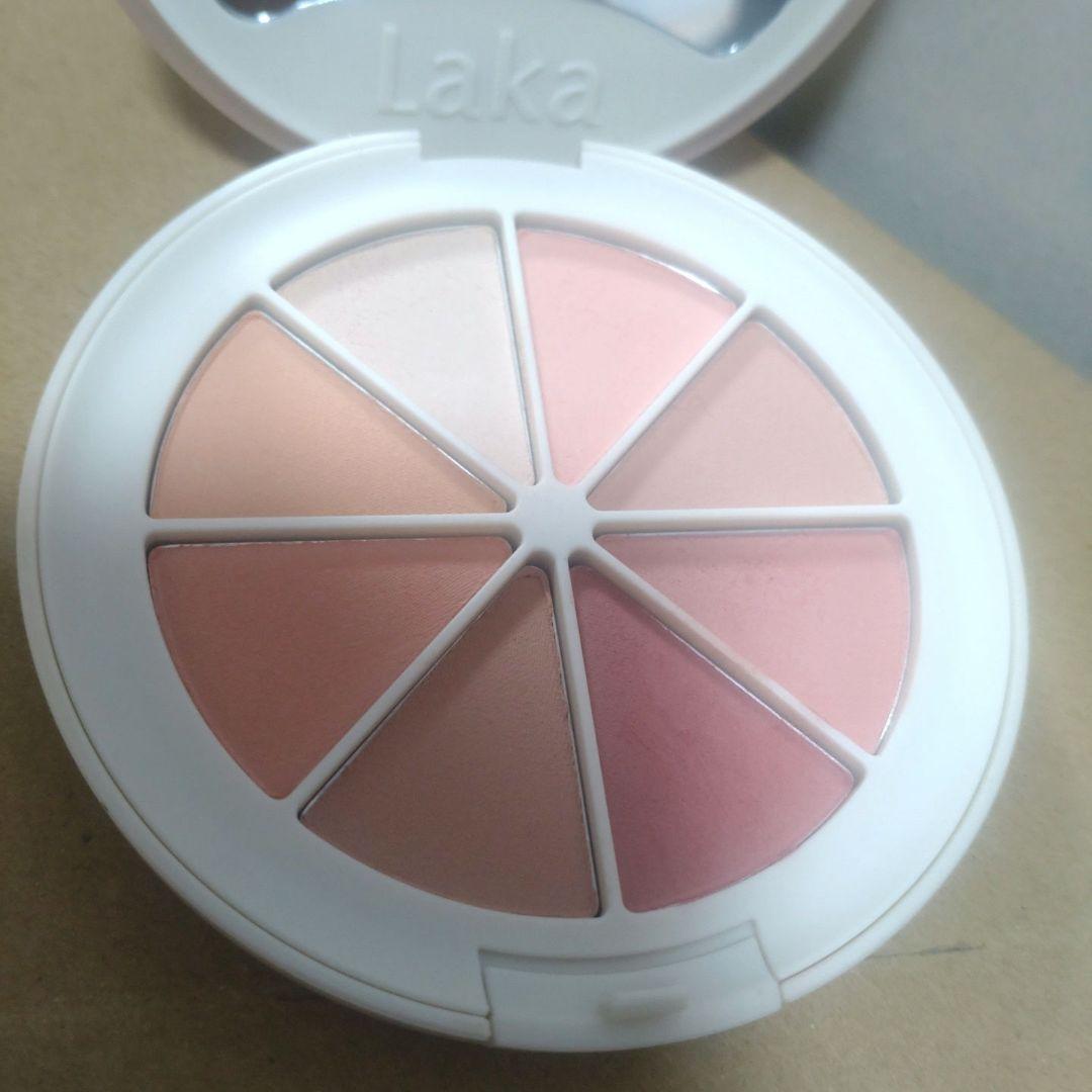 Laka Mid-Tone Collector Eyeshadow Sunny