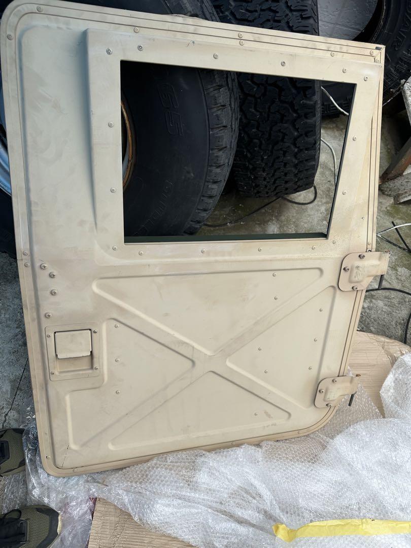 HMMWV HUMVEE ハンヴィー　Xドア