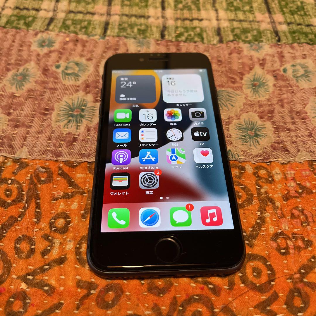iPhone8本体 黒 64GB iPhone8本体 黒 64GB