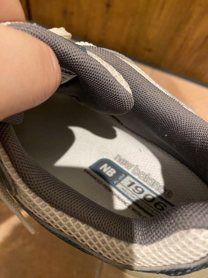 New Balance 1906R ホワイト/ネイビー