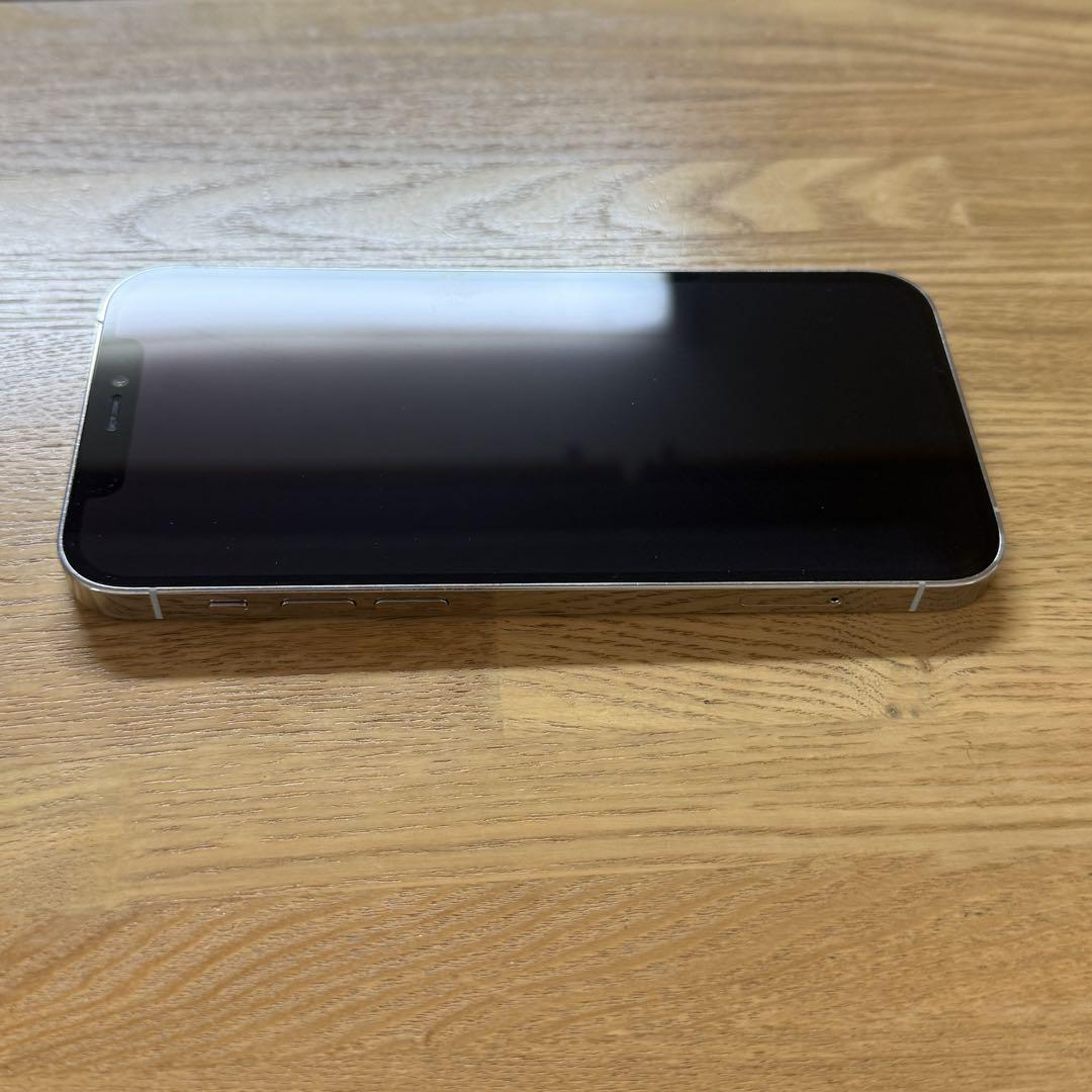 iPhone12pro シルバー　256GB SIMフリー