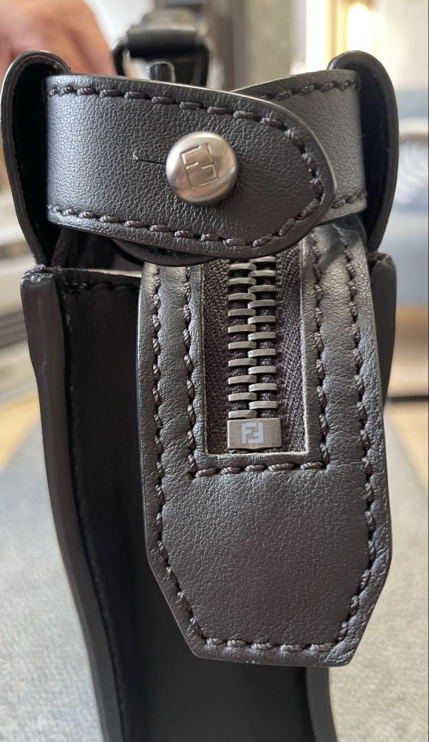 美品　FENDI フェンディ　ピーカブー　ブラック