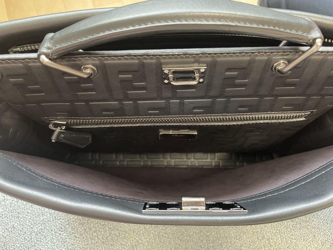 美品　FENDI フェンディ　ピーカブー　ブラック