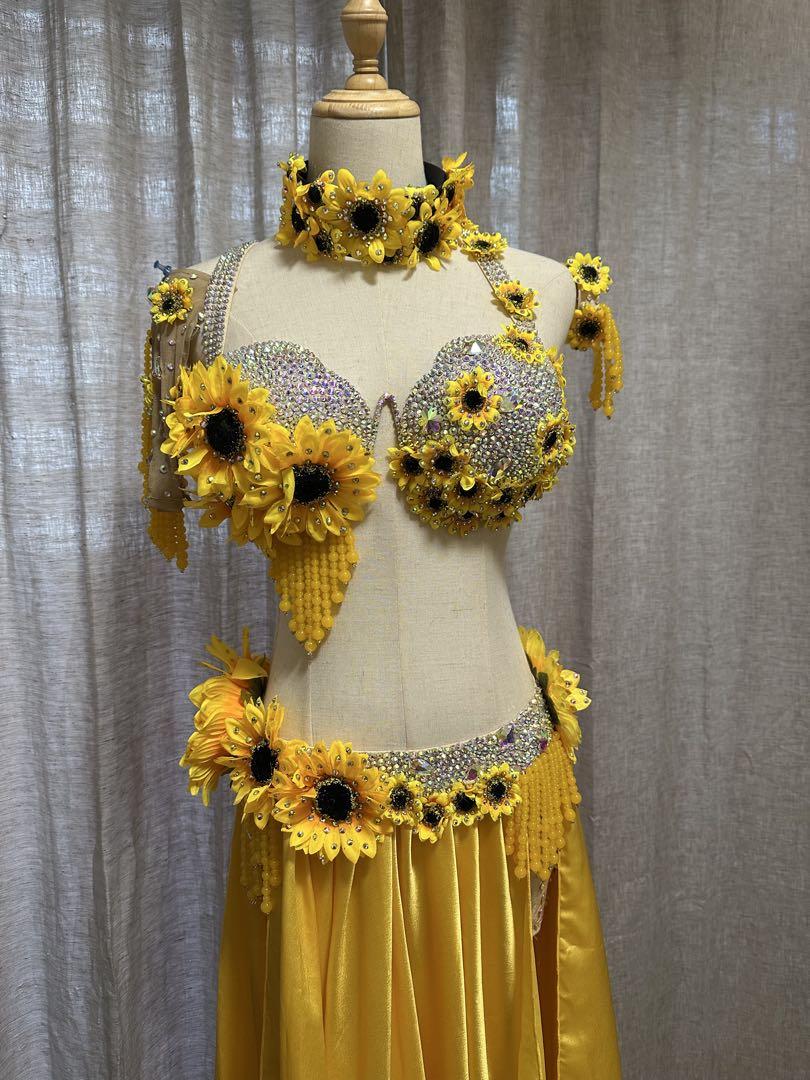 ひまわりベリーダンス衣装セット　プロ仕様 ひまわりベリーダンス衣装セット プロ仕様 - メルカリ