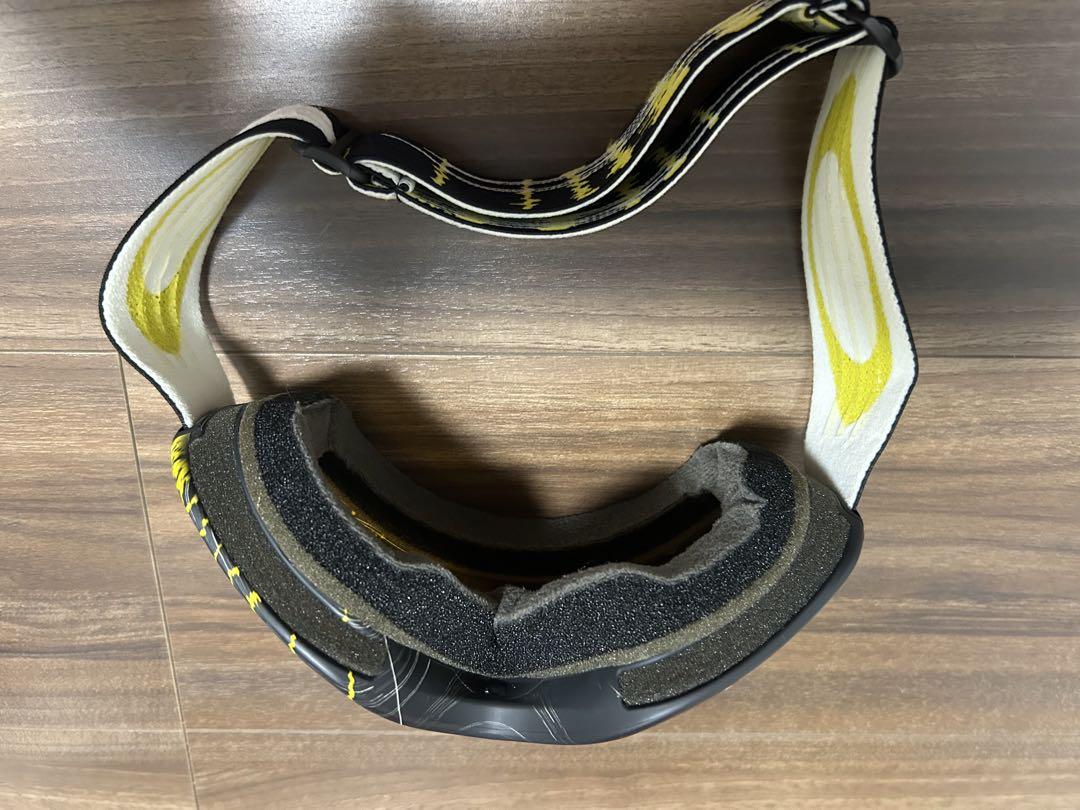 JOKAIさん専用！OAKLEY スキー、スノボーゴーグル 偏光レンズ付き
