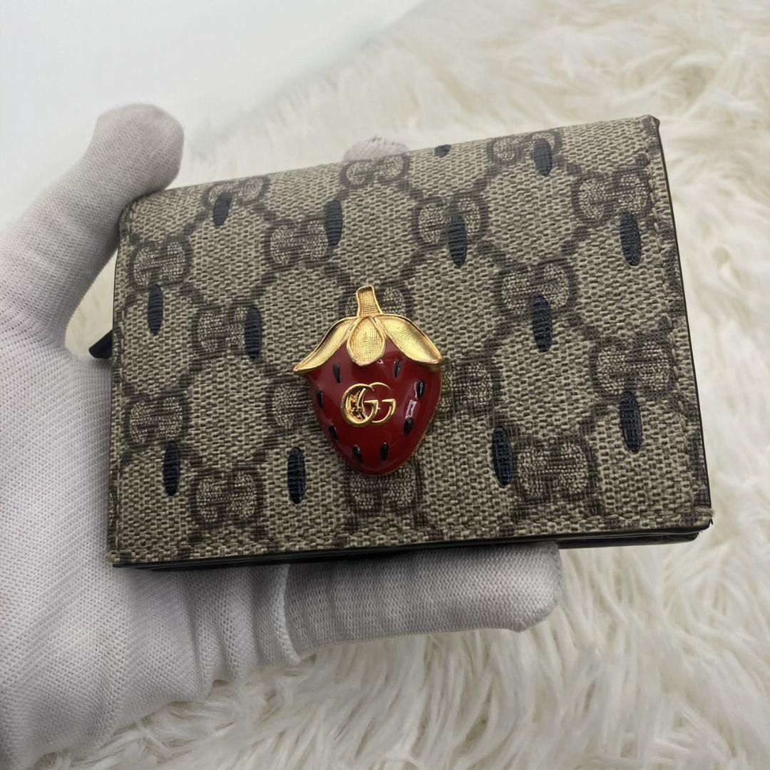 極美品✨️ グッチ　折り財布　いちご　マーモント　GGスプリーム　bp8