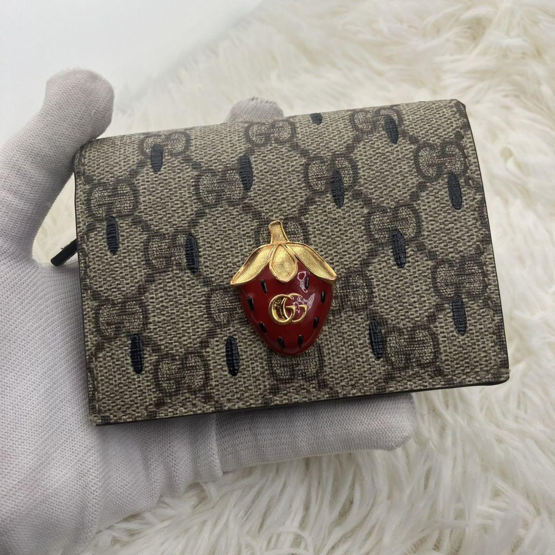 極美品✨️ グッチ　折り財布　いちご　マーモント　GGスプリーム　bp8