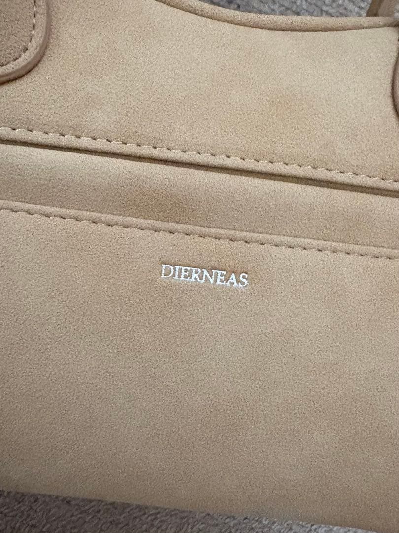 DIERNEAS ショルダーバッグ