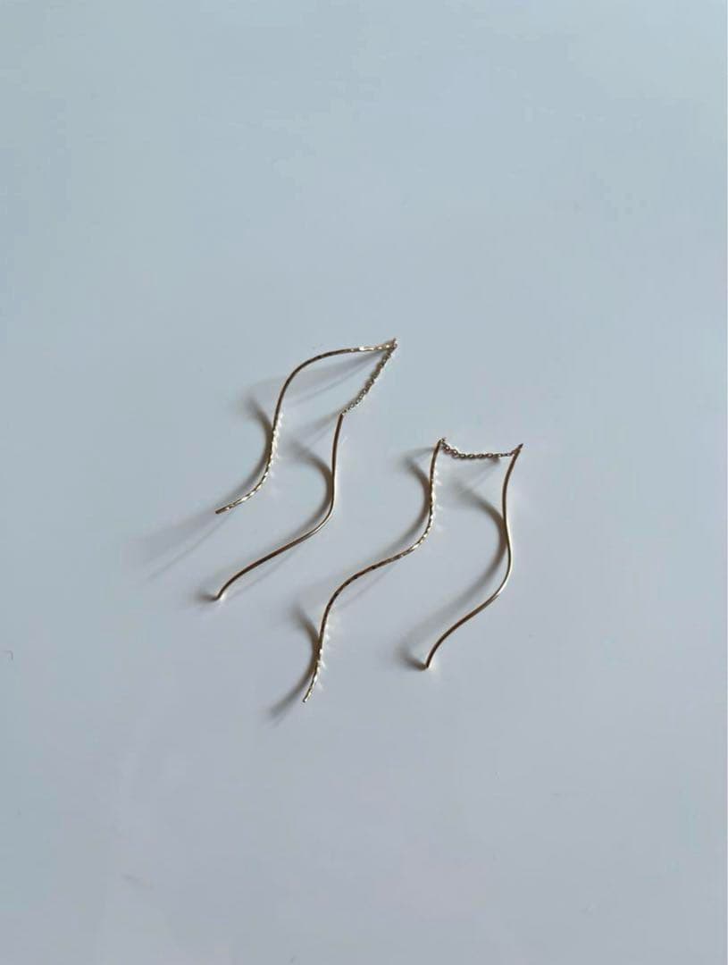 ココシュニックポリッシュミラーカットチェーンピアス¥81400ヒロタカエテeteCOCOSHNIK