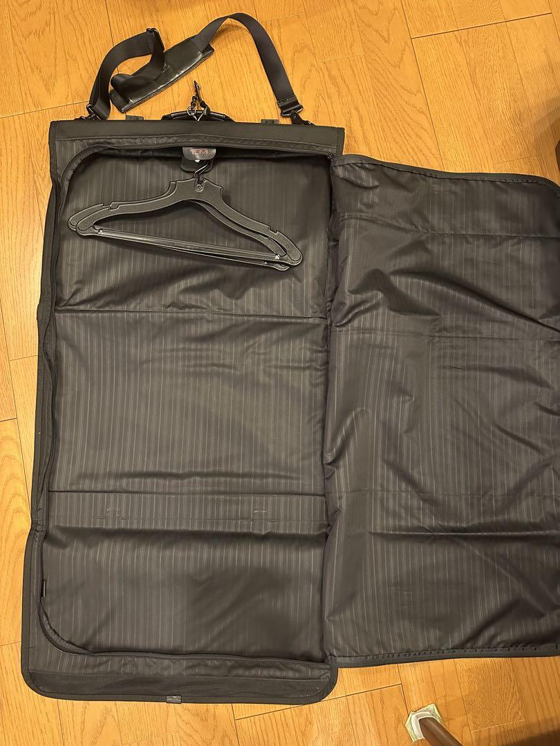TUMI ガーメントバック　22133DH