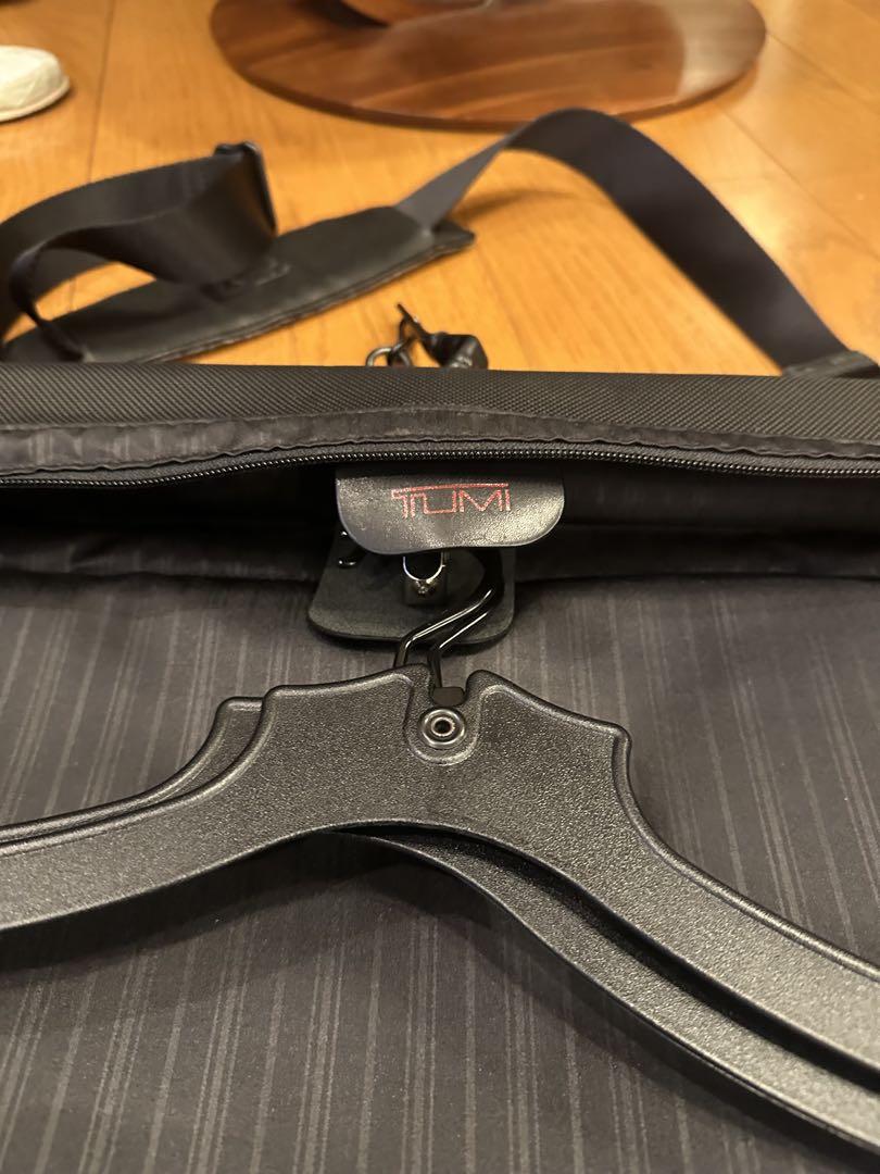 TUMI ガーメントバック　22133DH