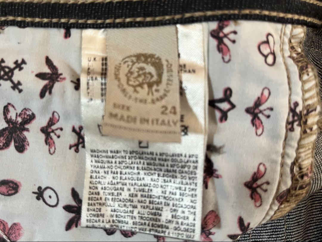 【美品】Diesel Clushy デニムパンツ レディースW24 L32 美品】Diesel Clushy デニムパンツ レディースW24 L32