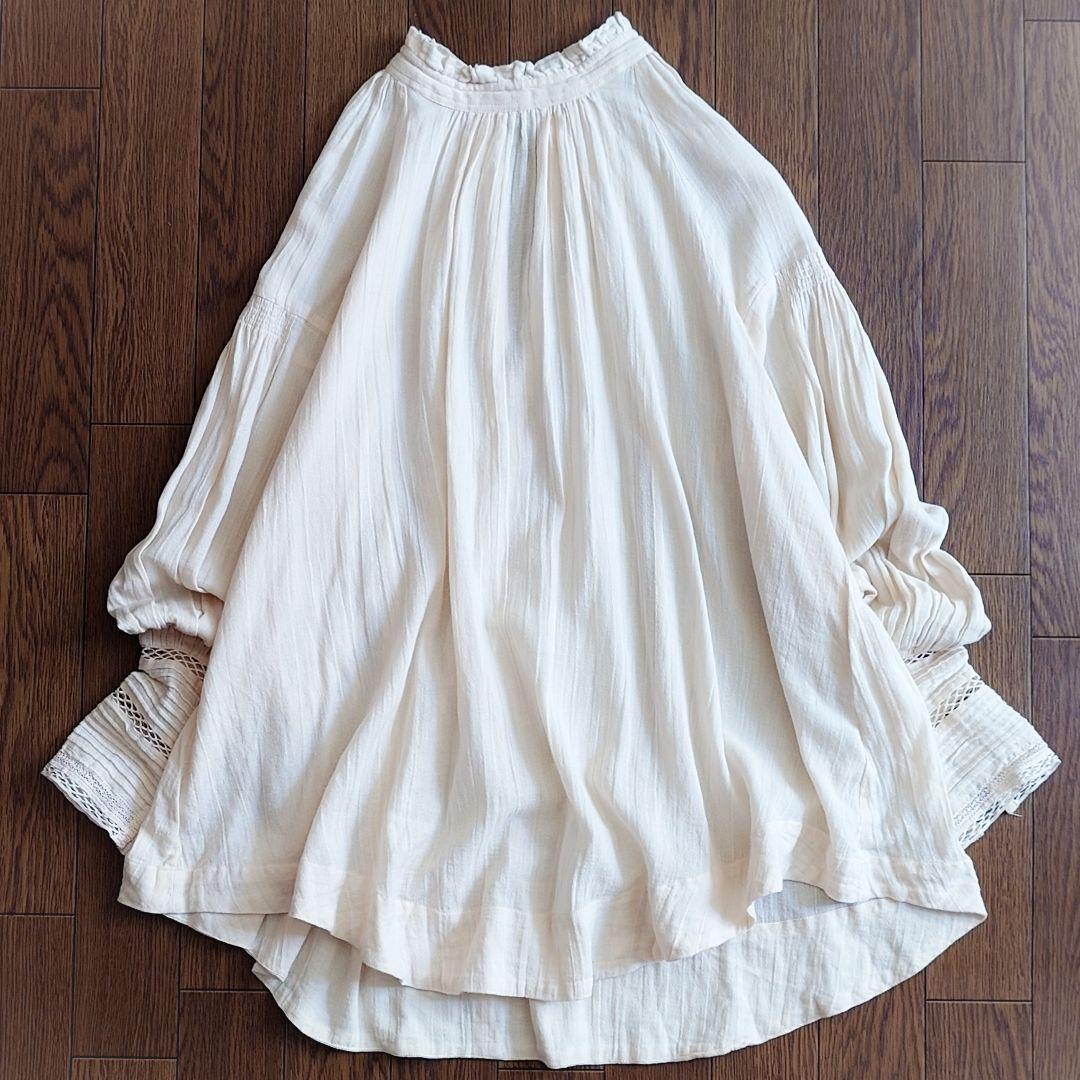 美品✨ヌキテパ コットンギャザーブラウス フリルカラー ベージュ インド綿 美品✨ヌキテパ コットンギャザーブラウス フリルカラー