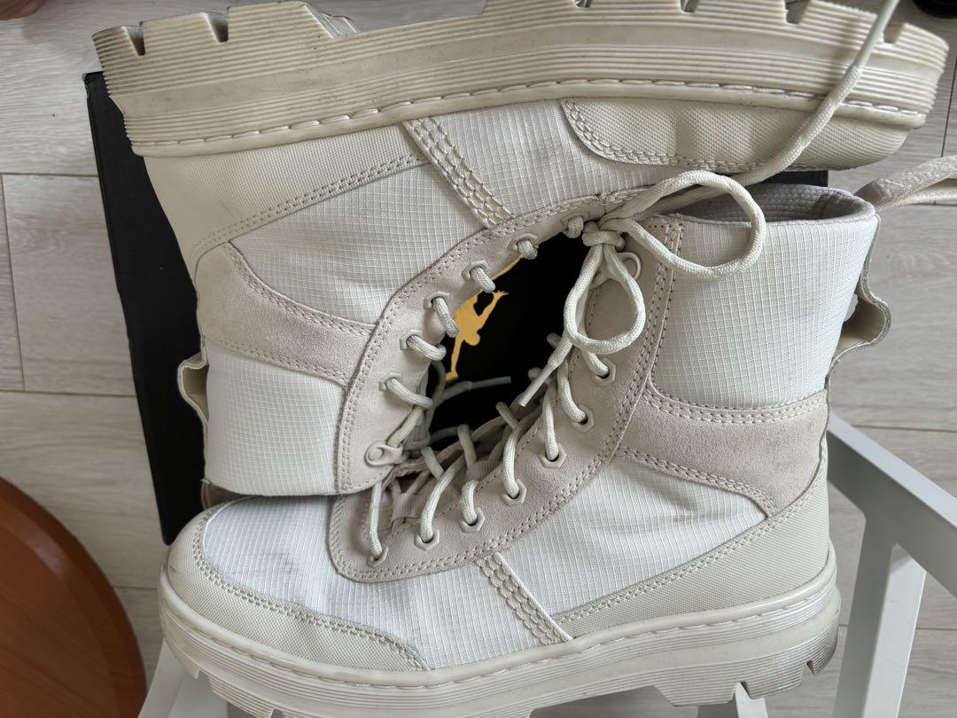 【格安】Dr.Martens COMBS TECH 8 レースアップブーツ