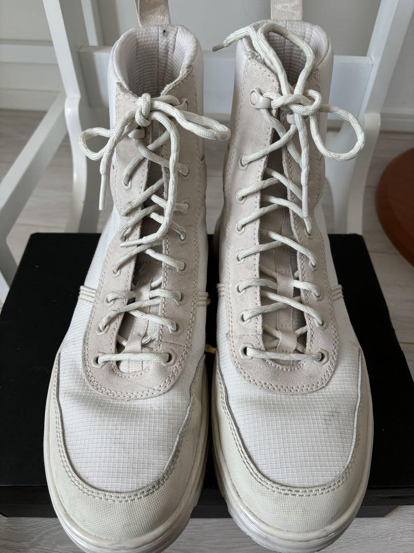 【格安】Dr.Martens COMBS TECH 8 レースアップブーツ