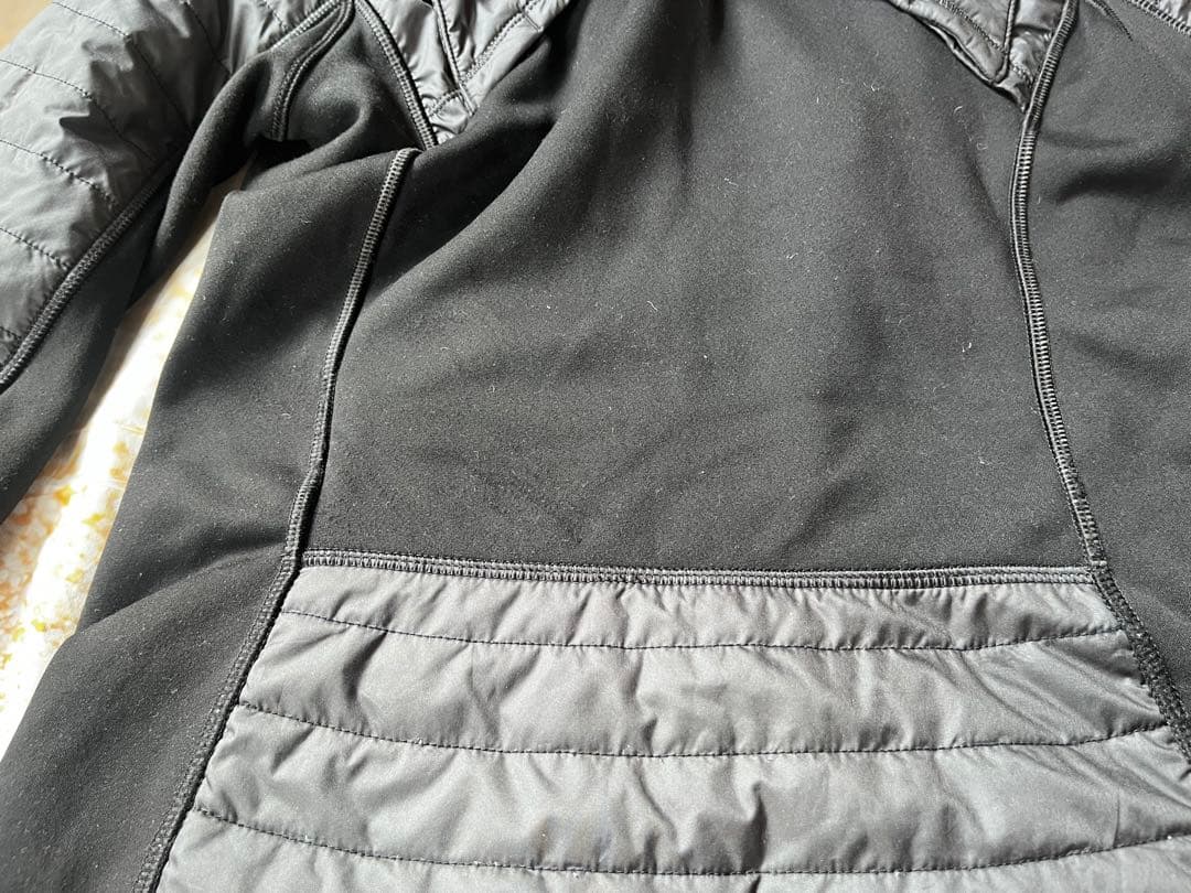 希少✨ルルレモン lululemon キルティングジャケット 色は黒 希少✨ルルレモン lululemon キルティングジャケット 色は黒