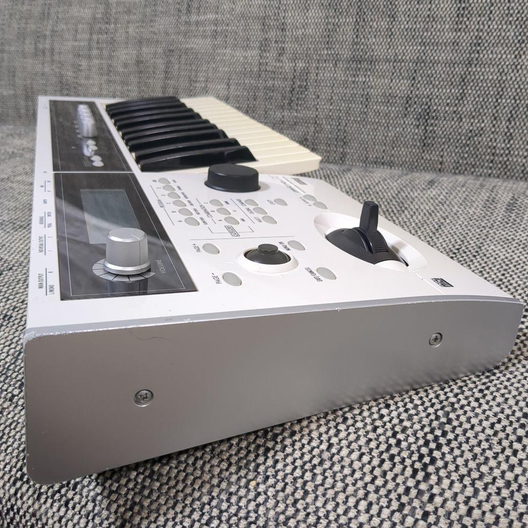 KORG MICRO X シンセサイザー【通電確認済み】コルグ 限定白色！ KORG MICRO X シンセサイザー【通電確認済み】コルグ 限定白色