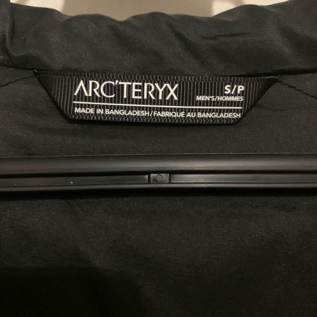 arc'teryx アトムフーディ　メンズ sサイズ　ブラック