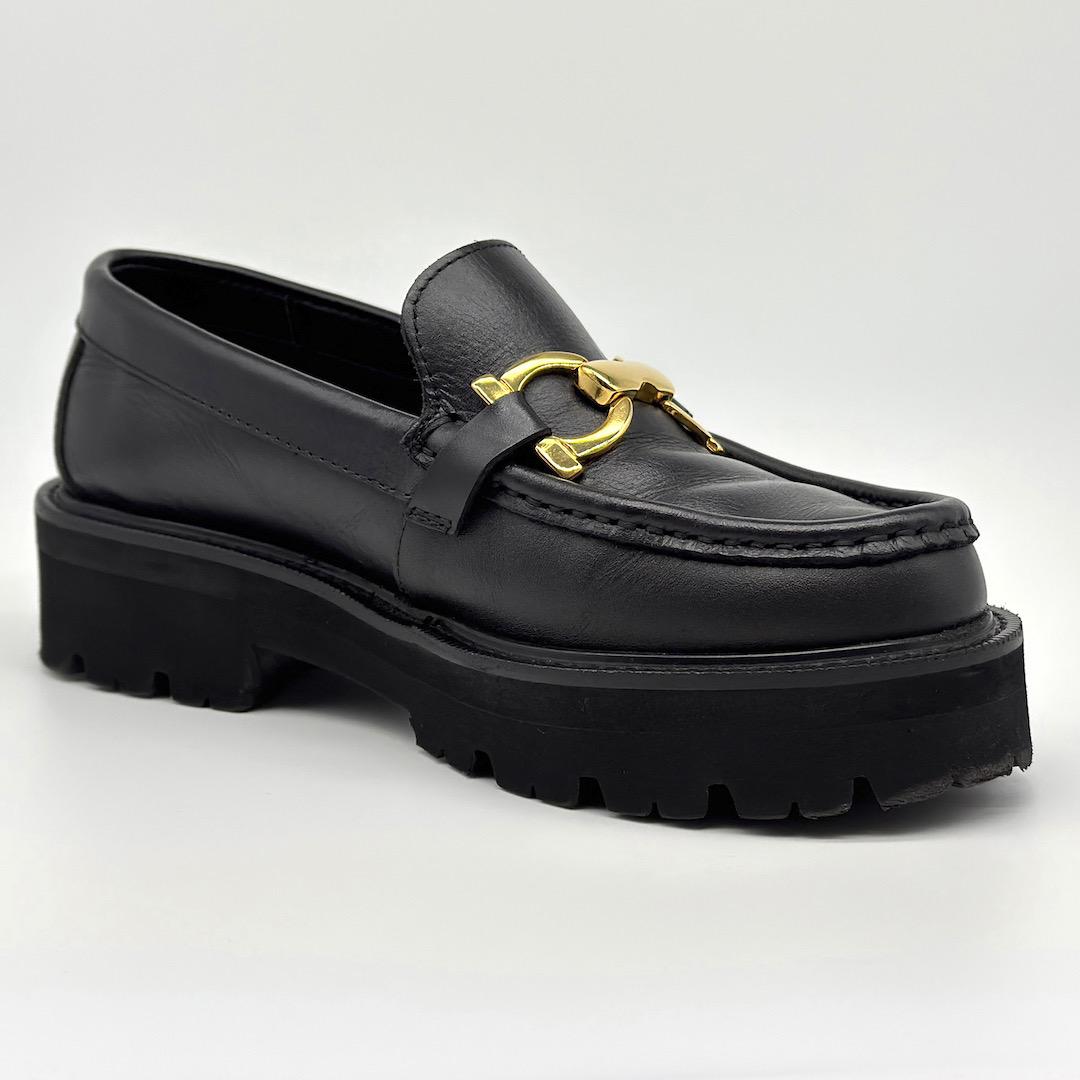 LOAFER