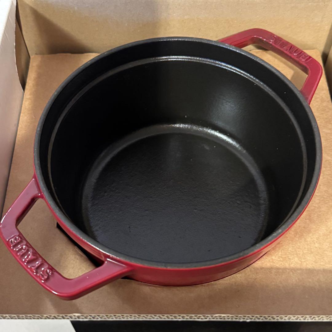 ストウブ 両手鍋 ココット ラウンド staub 16cm