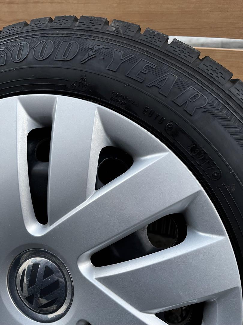 フォルクスワーゲンポロR6国産激溝スタッドレス175/65R15ほぼ新品