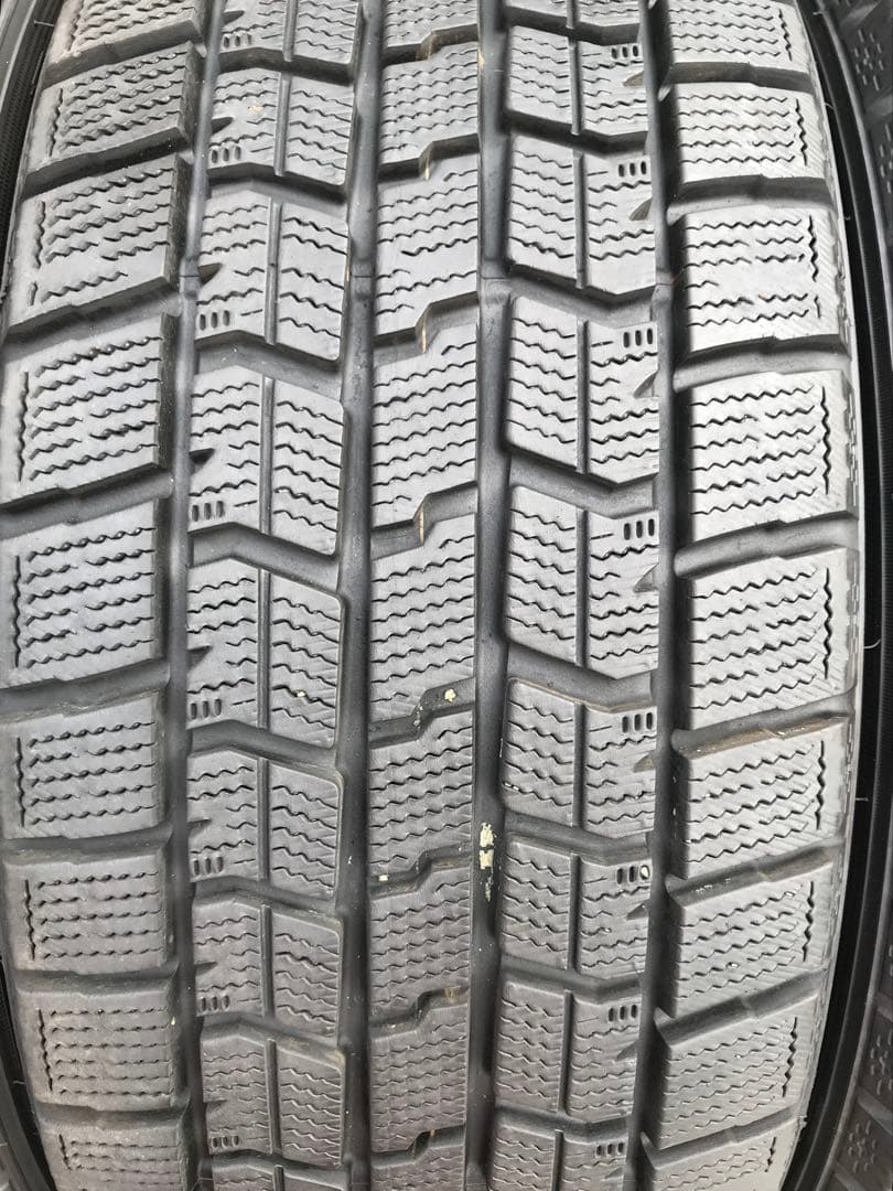 R17スタッドレスタイヤTOYOTA PRIUS