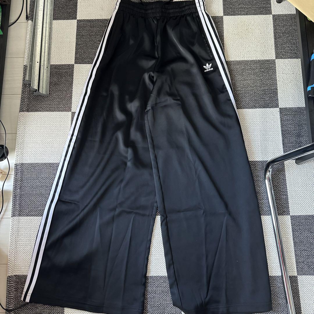 adidas adilenium  ワイドスラックス