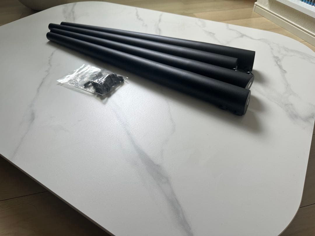 セラミックダイニングテーブル