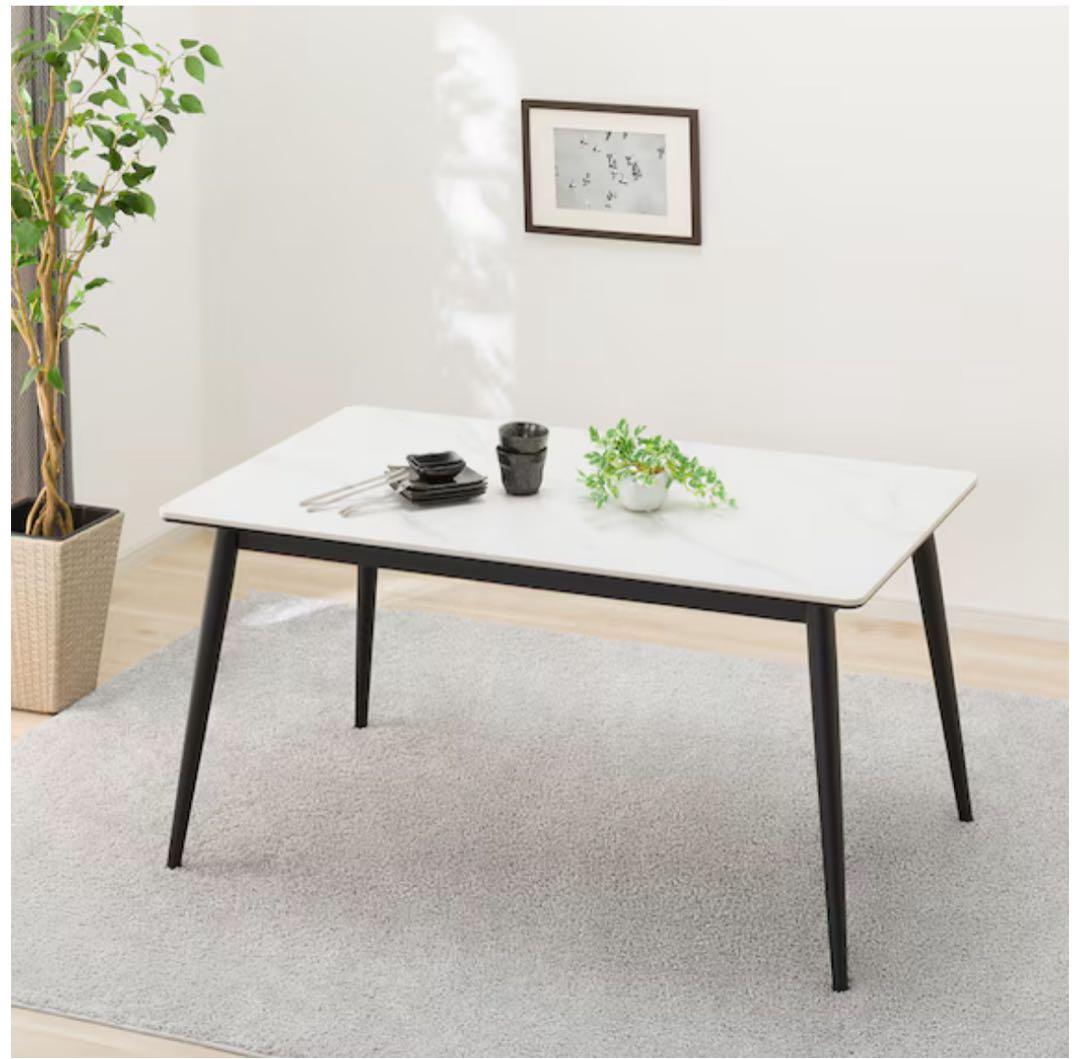 ニトリ セラミックダイニングテーブル ホワイトマーブルNITORI MARWIL-DEMENAGEMENTS_CH