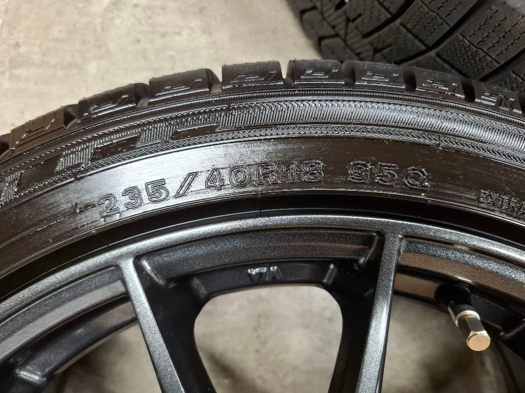 【極上品】トヨタ GRヤリス RZ ホイールタイヤ 2022年 スタッドレス