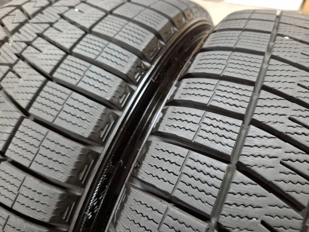 【極上品】トヨタ GRヤリス RZ ホイールタイヤ 2022年 スタッドレス