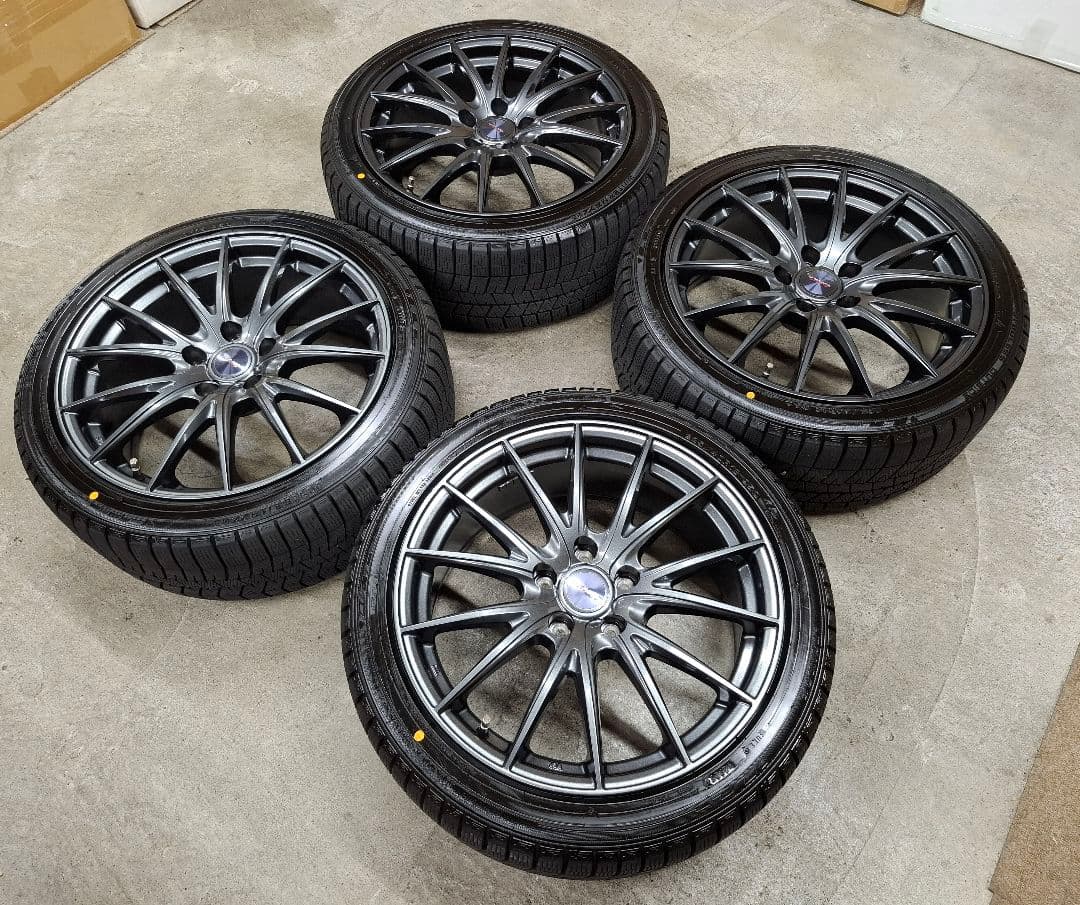 【極上品】トヨタ GRヤリス RZ ホイールタイヤ 2022年 スタッドレス