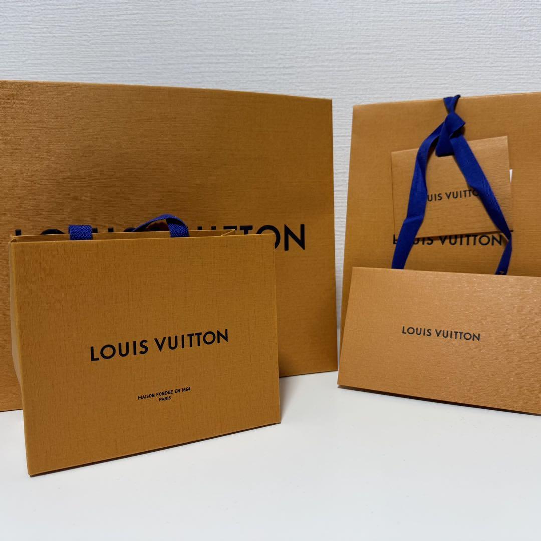 LOUIS