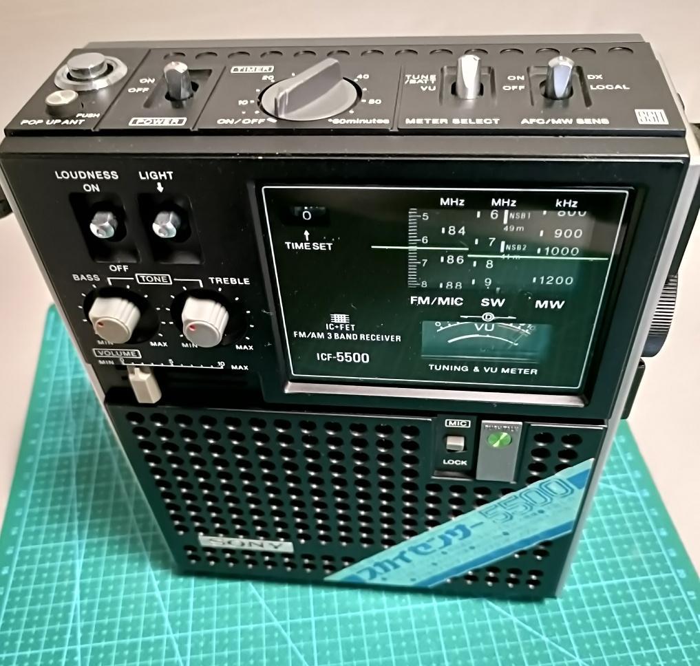 SONY スカイセンサー　ICF5500 ラジオ　昭和　レトロ SONY ソニー ICF-5500 BCLラジオ スカイセンサー 昭和レトロ