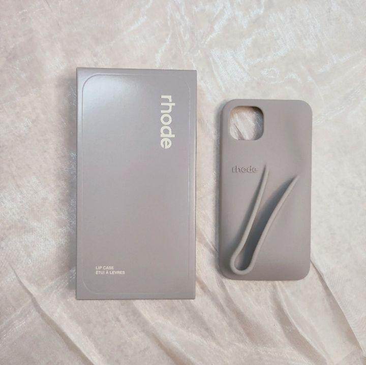 rhode iPhoneケース 15pro 箱あり　グレー Amazon.com: Rhode Lip Balm Phone Case - iPhone 15 Pro